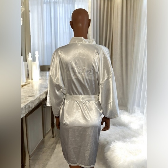 Bling Bride Kimono Robe Satin Polyester One Size Cream Rhinestone Crystal - Picture 4 of 7